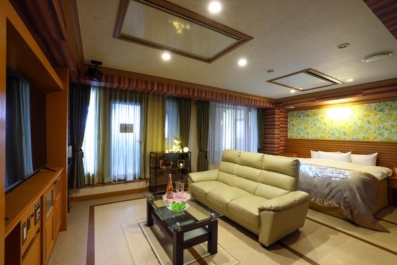 Hotel Water Gate Nagoya - Love Hotel For Couple - (Adults Only) Екстериор снимка